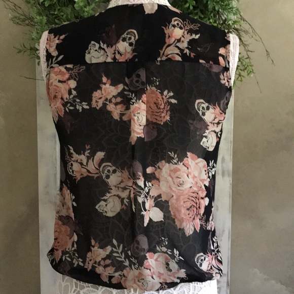 Fun and Flirt sheer sleeveless top M - Picture 4 of 8